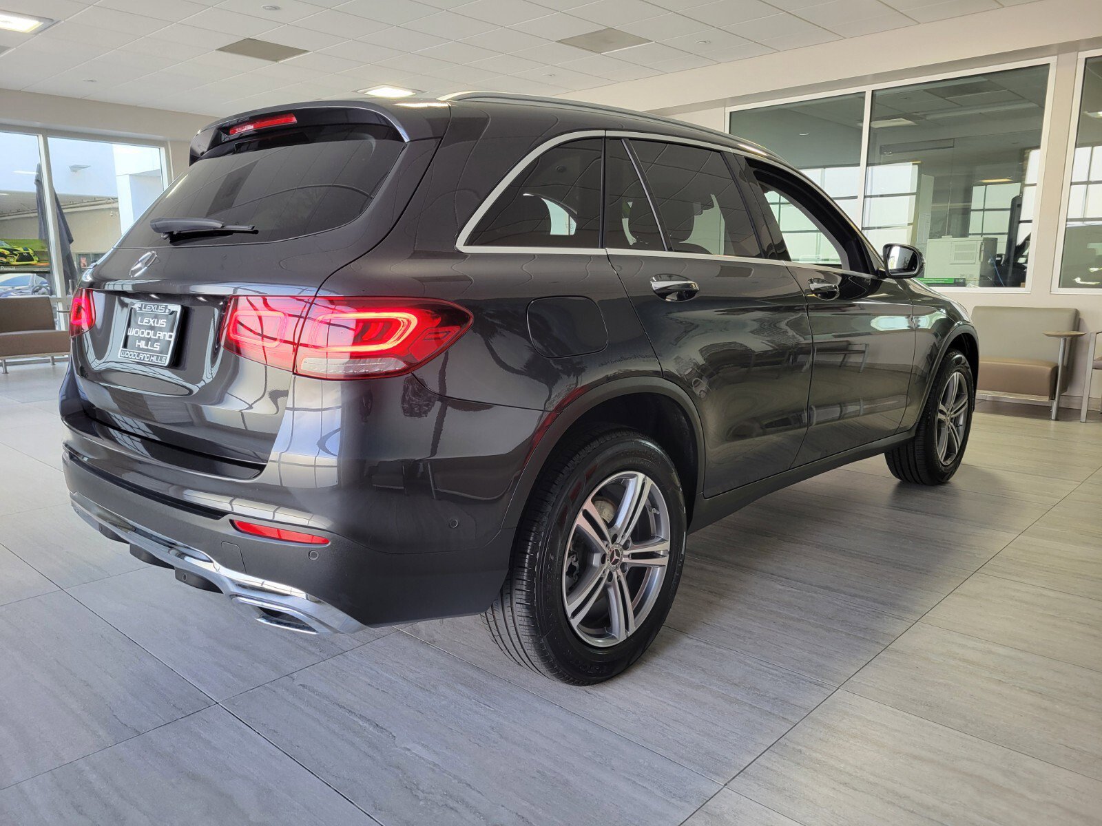 Used 2021 Mercedes-Benz GLC 300 image 6