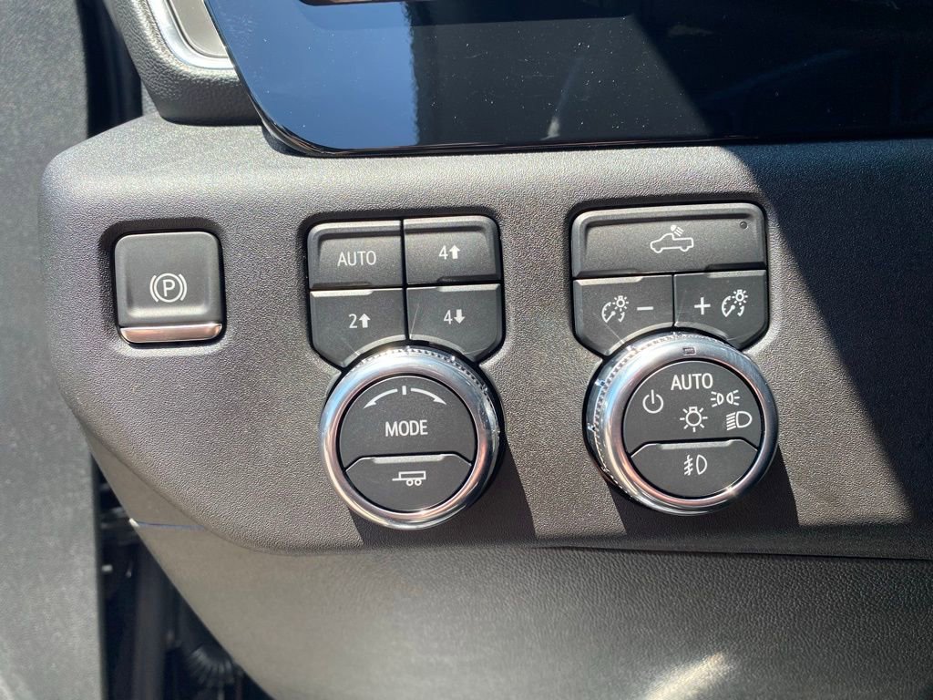 New 2026 GMC Sierra 1500 Elevation w/ X31 Off-Road Package AWD/4WD image 15
