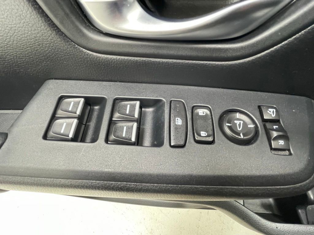 Used 2025 Honda Pilot Black Edition image 14