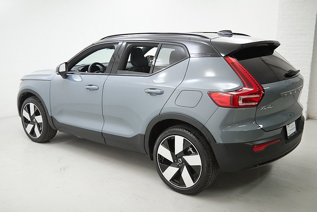 Certified 2023 Volvo XC40 Recharge Ultimate w/ Protection Package Premier image 7