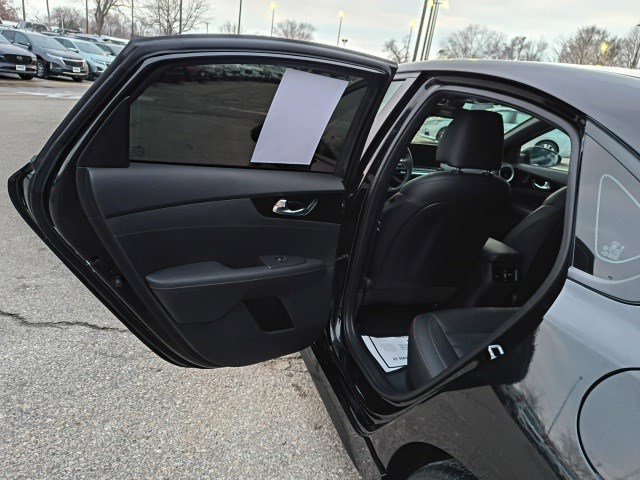 Used 2021 Kia Forte GT w/ GT2 Package image 13