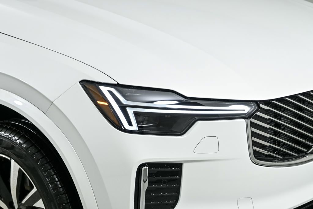 New 2026 Volvo XC90 B5 Core AWD/4WD image 37