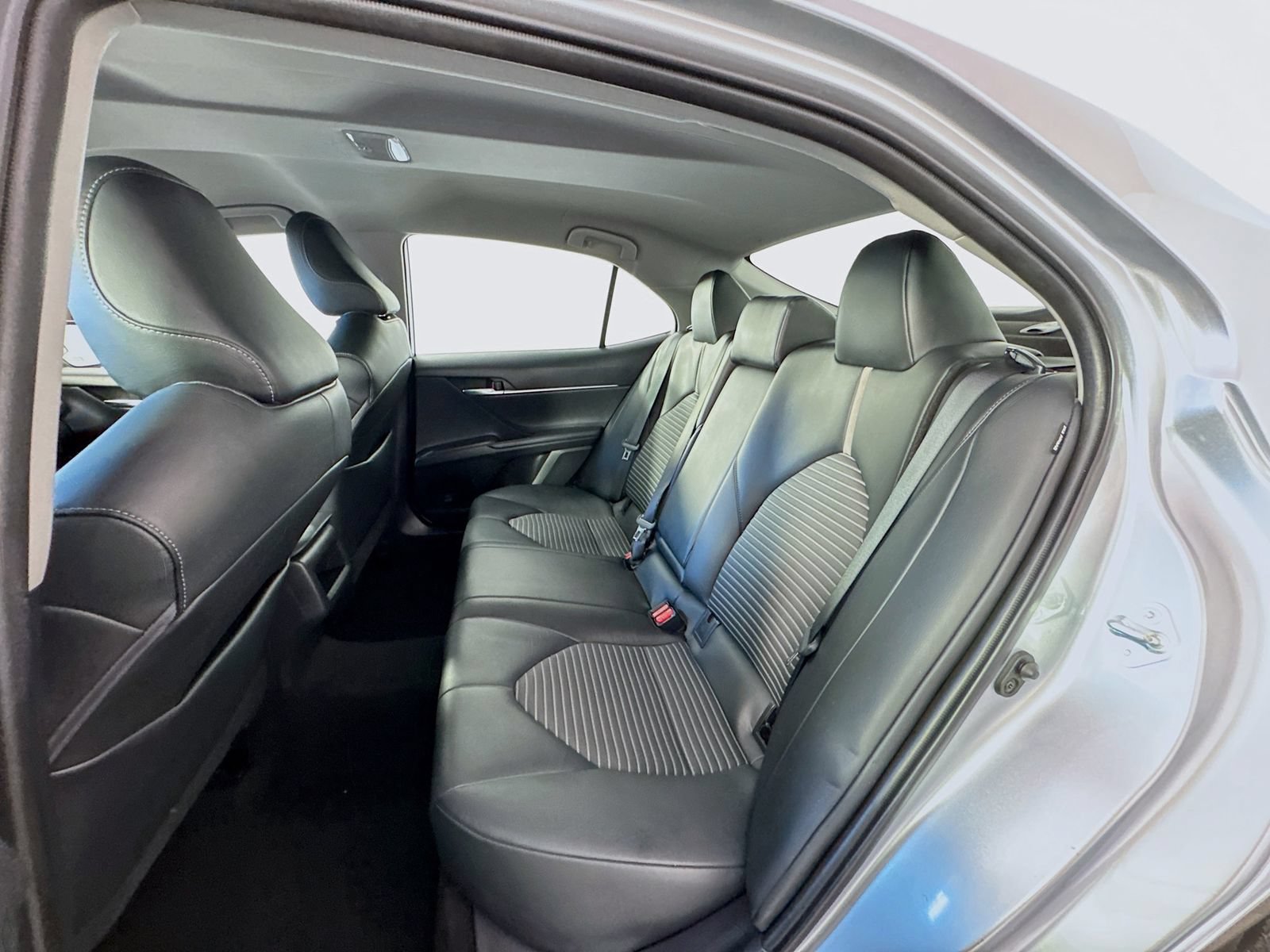 Certified 2022 Toyota Camry SE FWD image 18