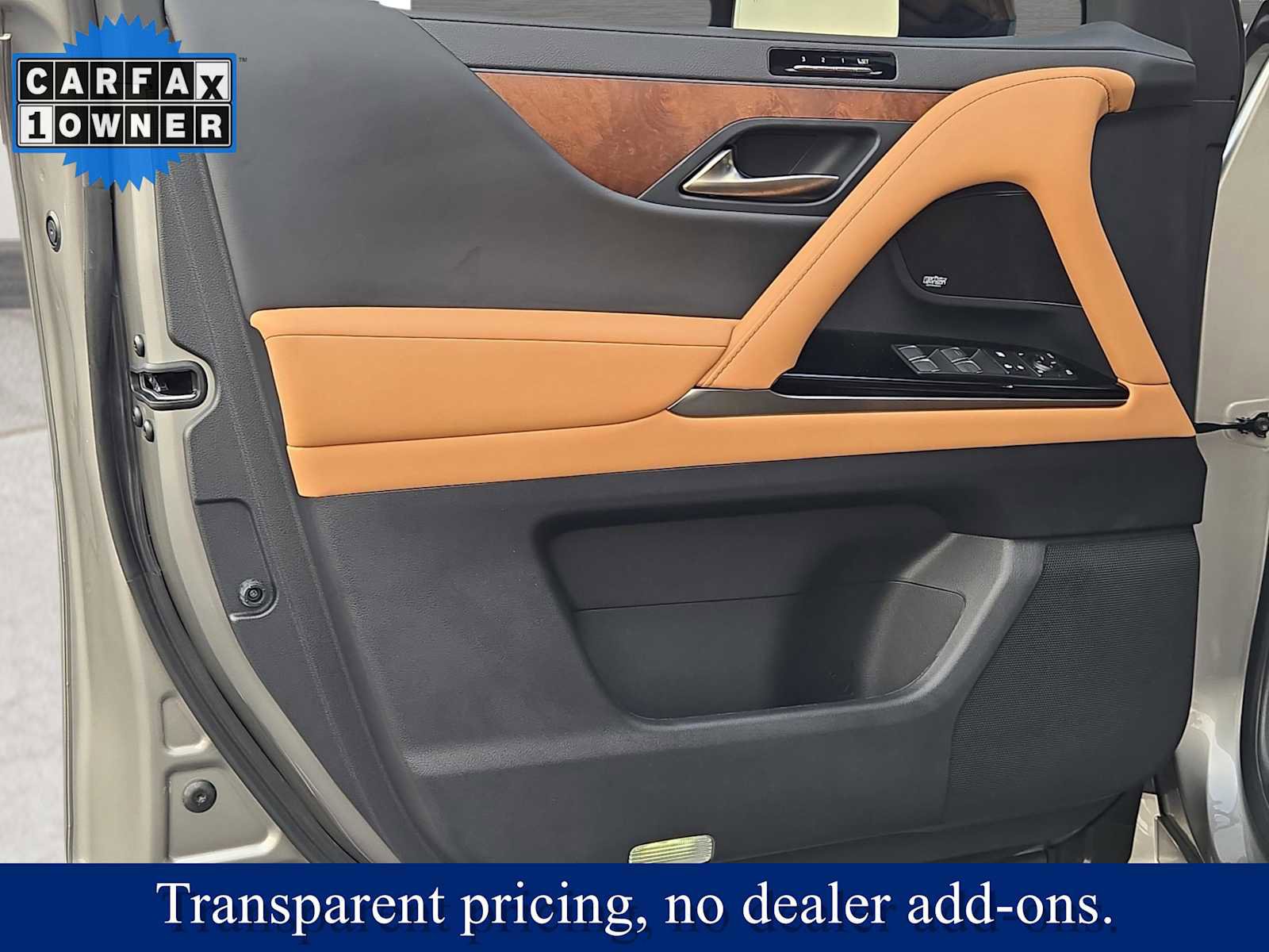 Used 2025 Lexus LX 700h Luxury w/ Appearance Package image 24