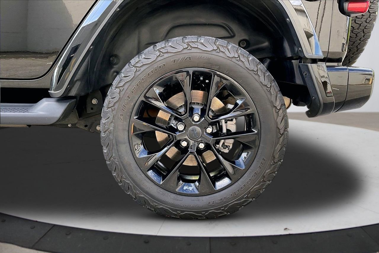 Used 2024 Jeep Wrangler High Altitude AWD/4WD image 36