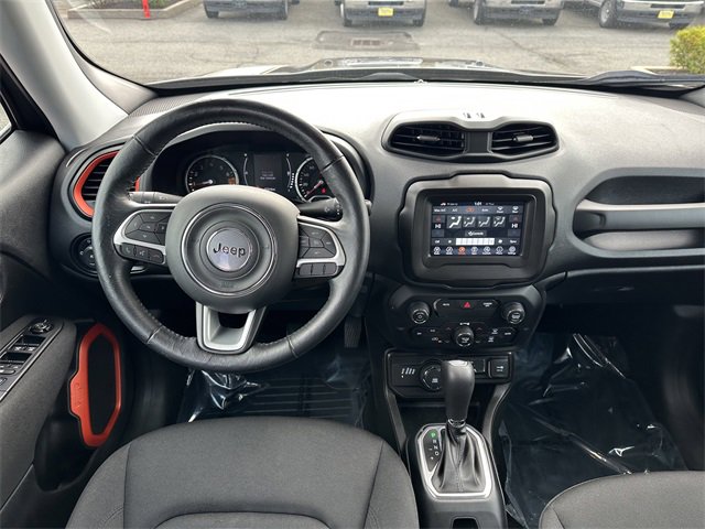 Used 2020 Jeep Renegade Latitude image 13