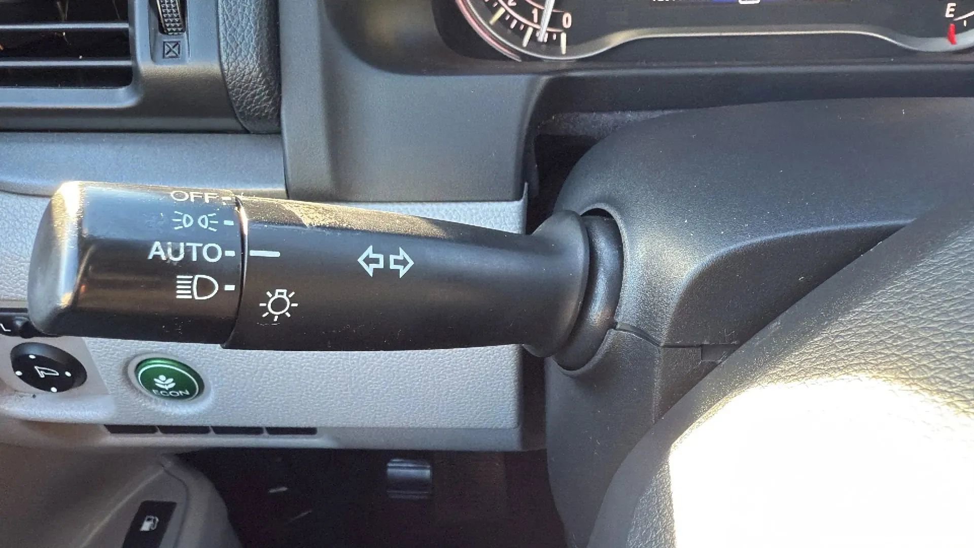 Used 2018 Honda Pilot LX image 14