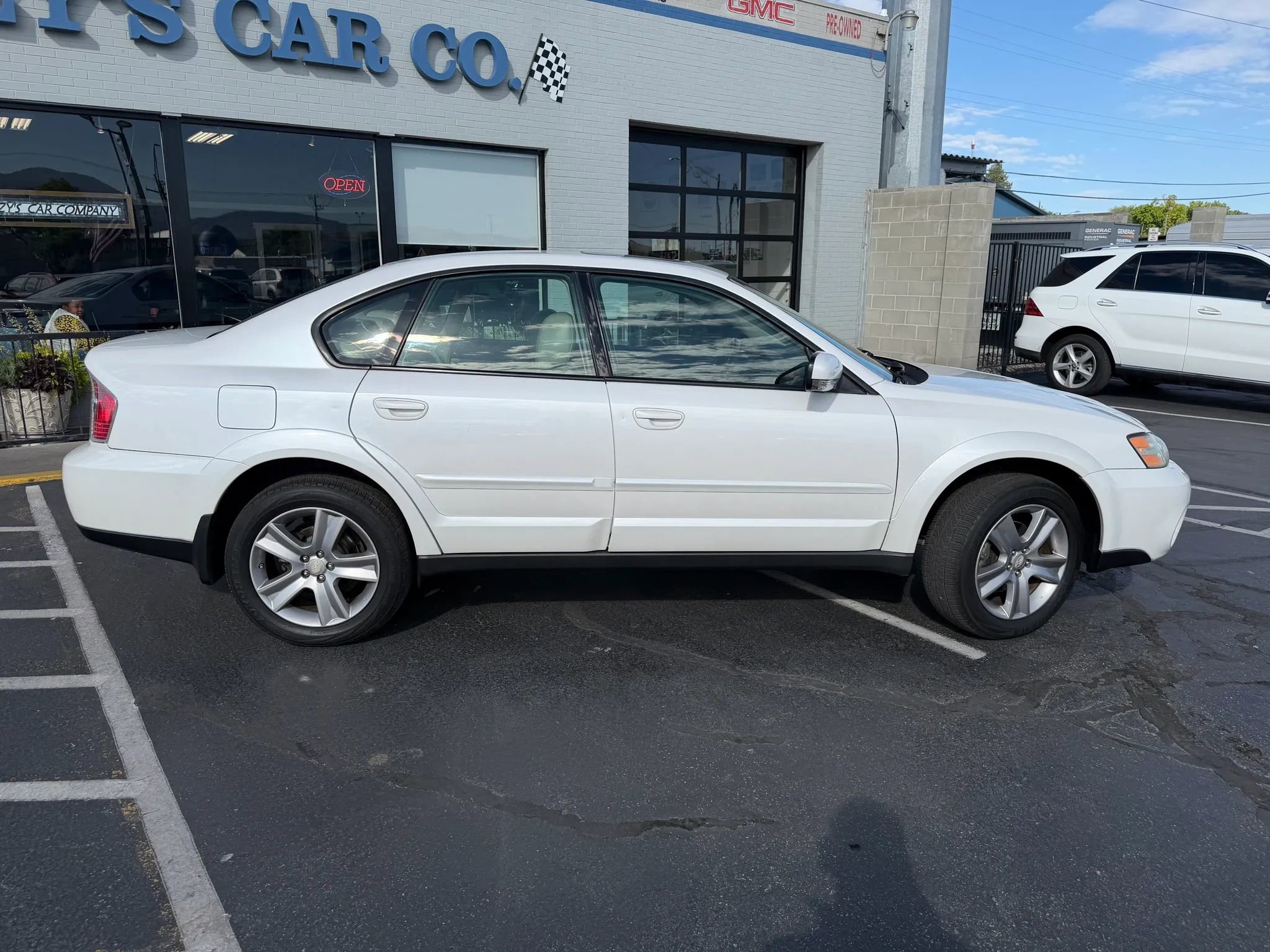 Used 2007 Subaru Outback 3.0R L.L. Bean AWD/4WD image 8