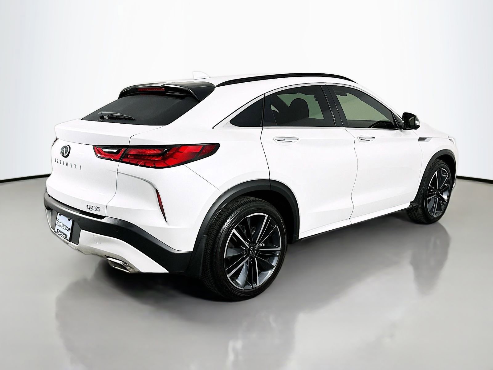 Used 2025 INFINITI QX55 Essential AWD/4WD image 7