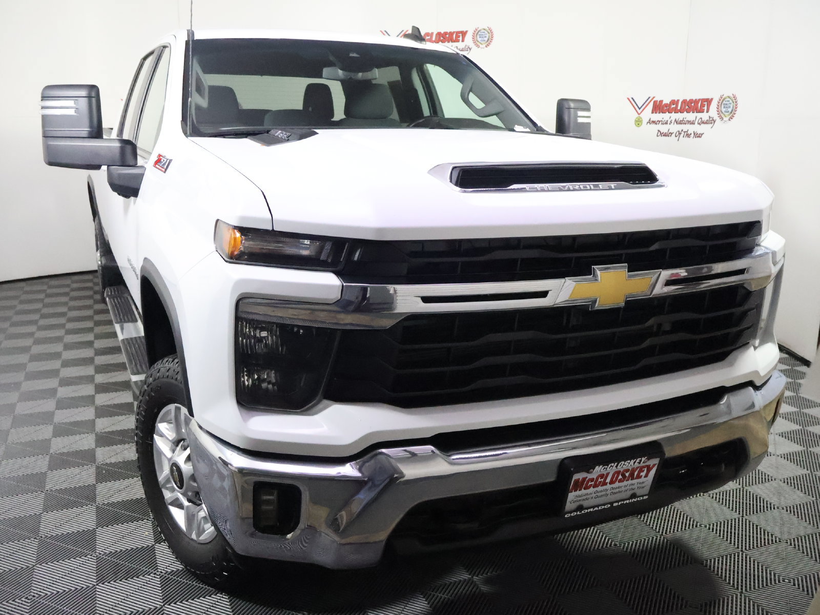 Used 2024 Chevrolet Silverado 2500 LT w/ Convenience Package AWD/4WD image 15