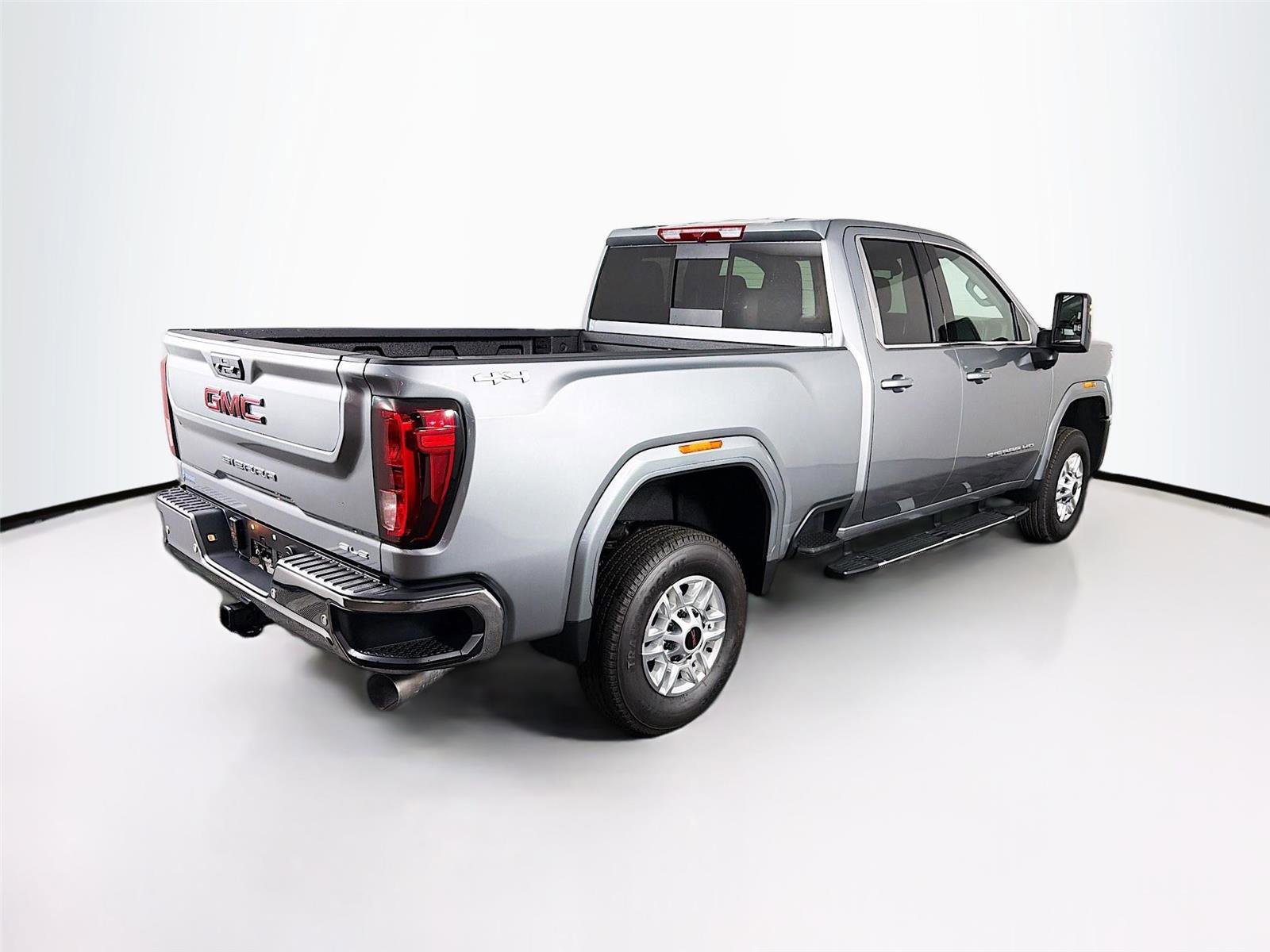 New 2026 GMC Sierra 2500 SLE w/ SLE Value Package; image 7
