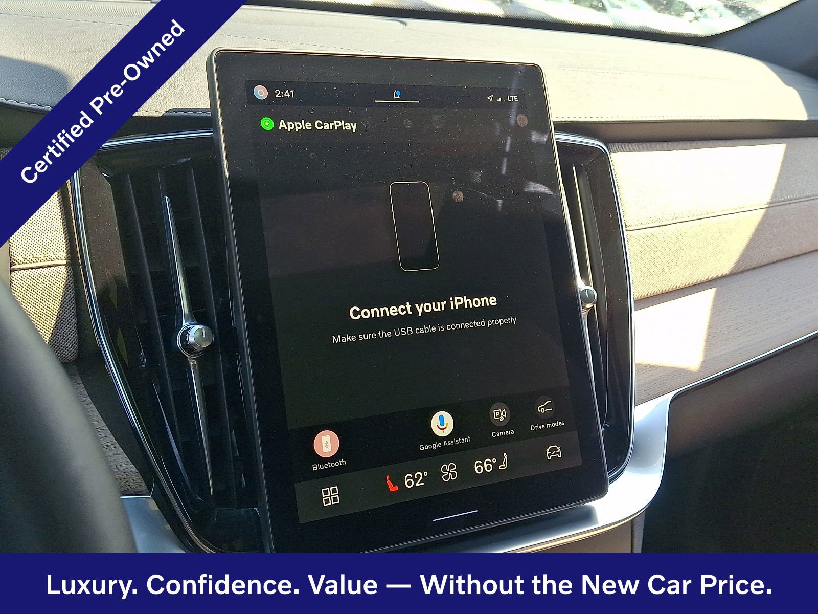 Certified 2025 Volvo XC90 B5 Core image 18