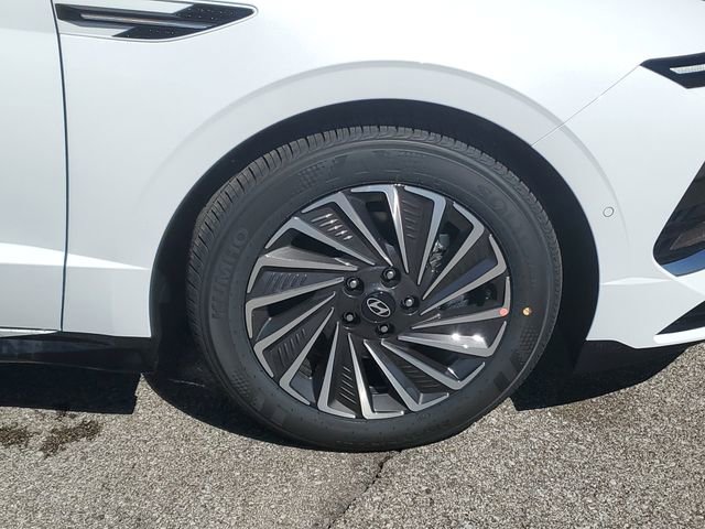 New 2026 Hyundai Sonata Limited FWD image 6