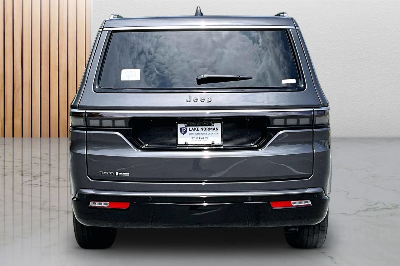 New 2026 Jeep Grand Wagoneer 4WD image 8