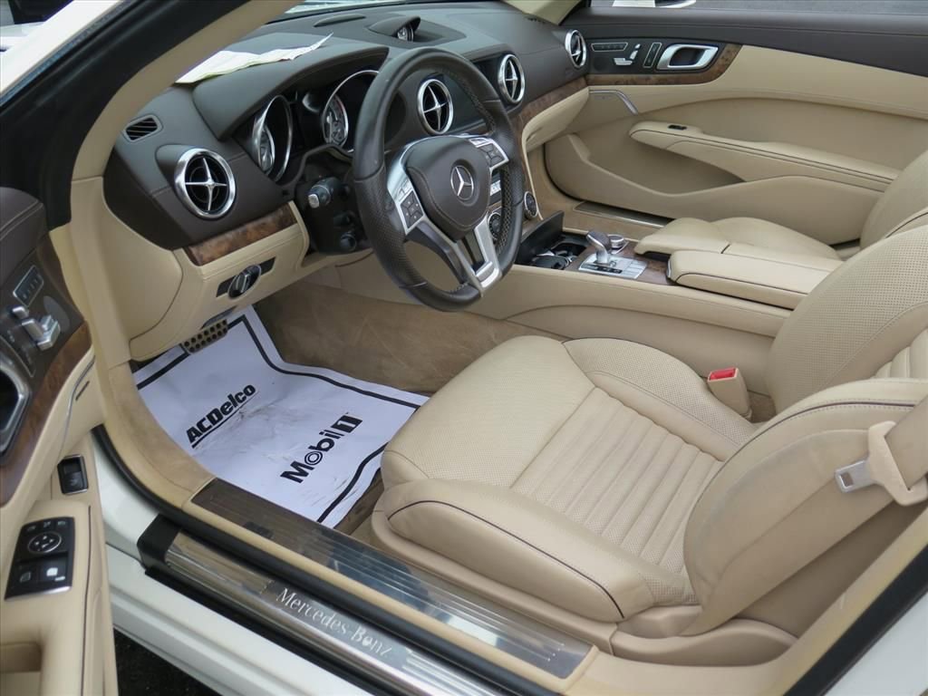 Used 2015 Mercedes-Benz SL 400 image 10