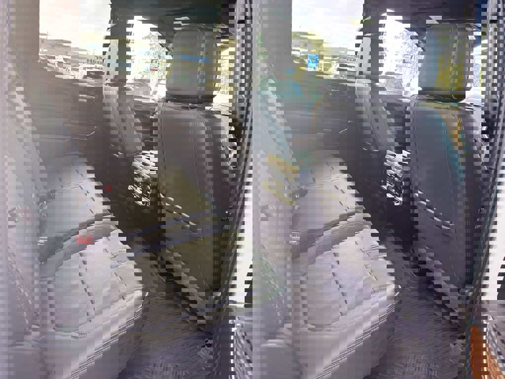 Used 2022 Chevrolet Silverado 1500 High Country w/ Z71 Off-Road Package image 21