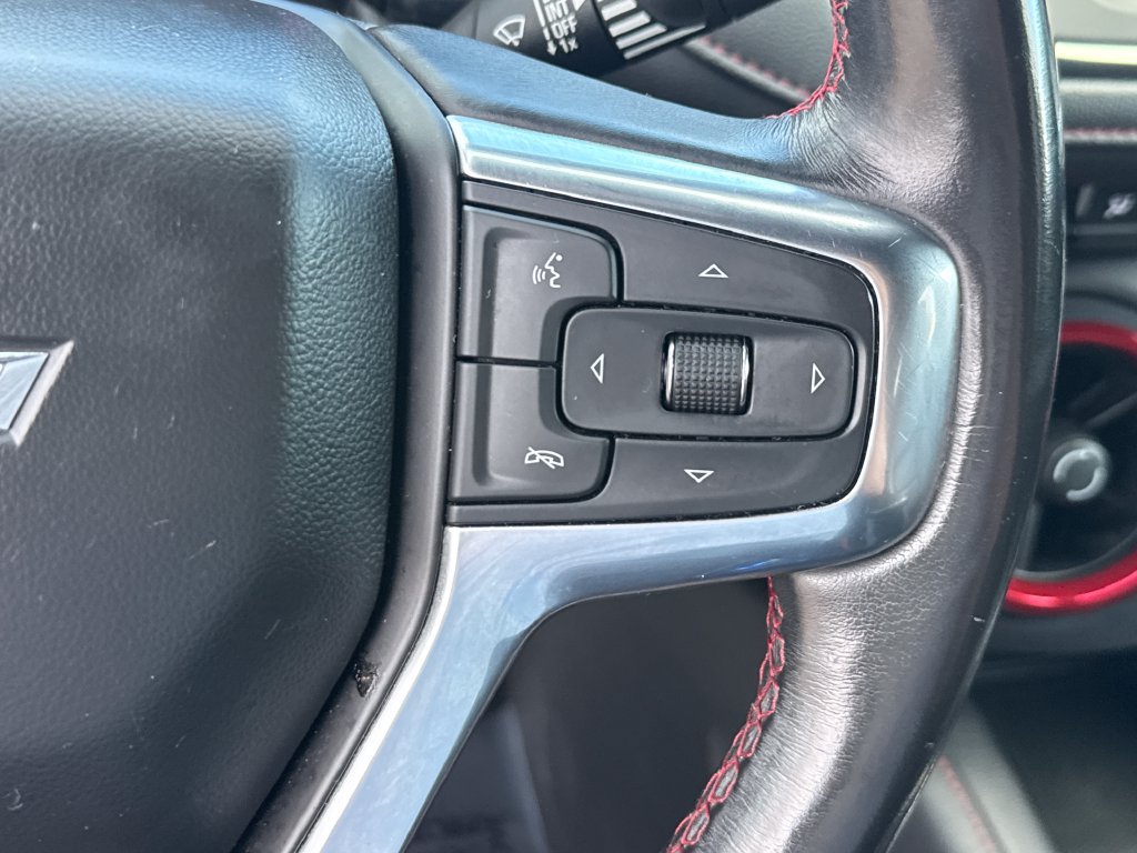 Used 2021 Chevrolet Blazer RS w/ Enhanced Convenience Package FWD image 17
