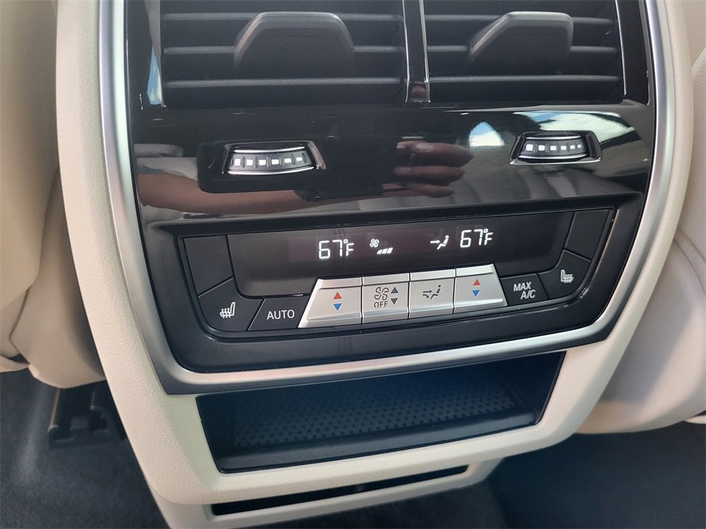 Used 2022 BMW X5 xDrive40i w/ Premium Package image 22