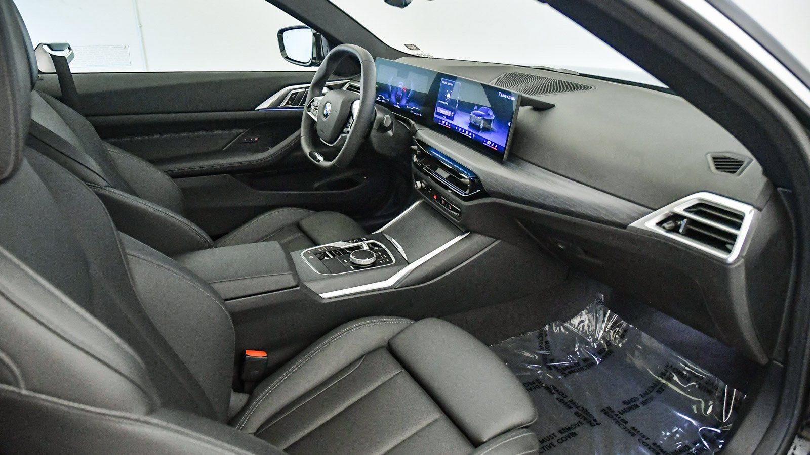 Used 2025 BMW 430i Coupe w/ Convenience Package RWD image 16