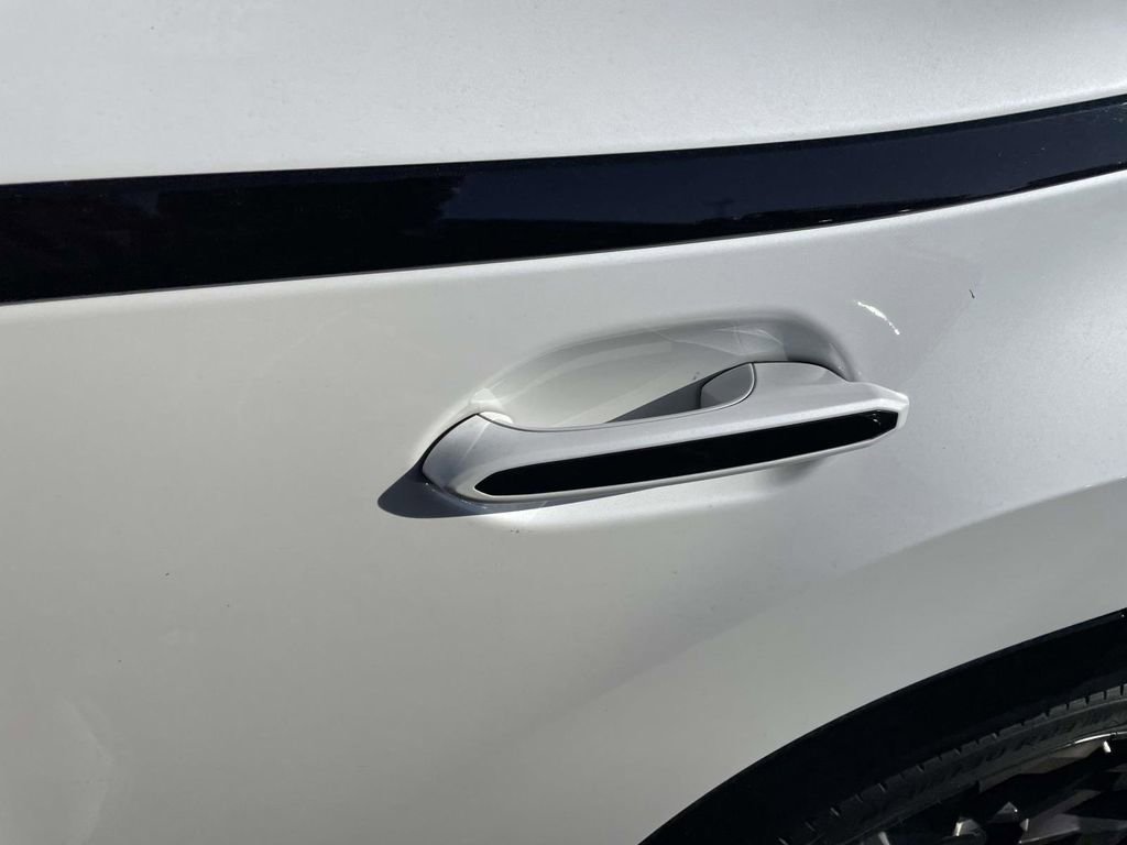 Used 2023 BMW XM image 24