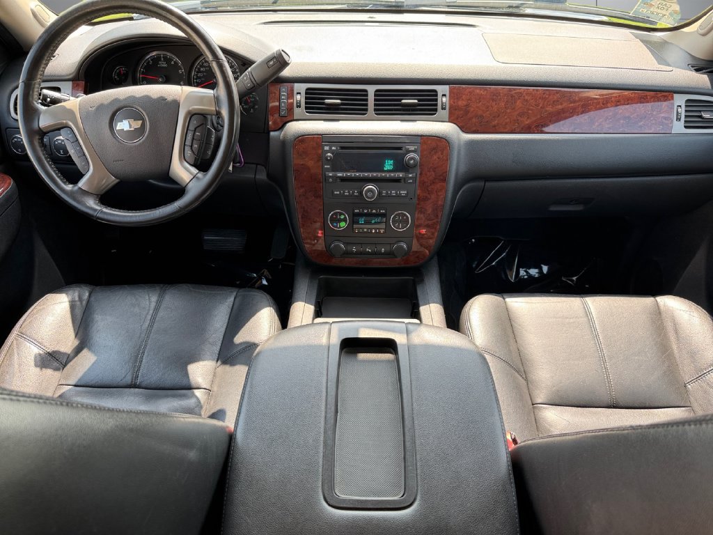 Used 2013 Chevrolet Tahoe LT AWD/4WD image 12