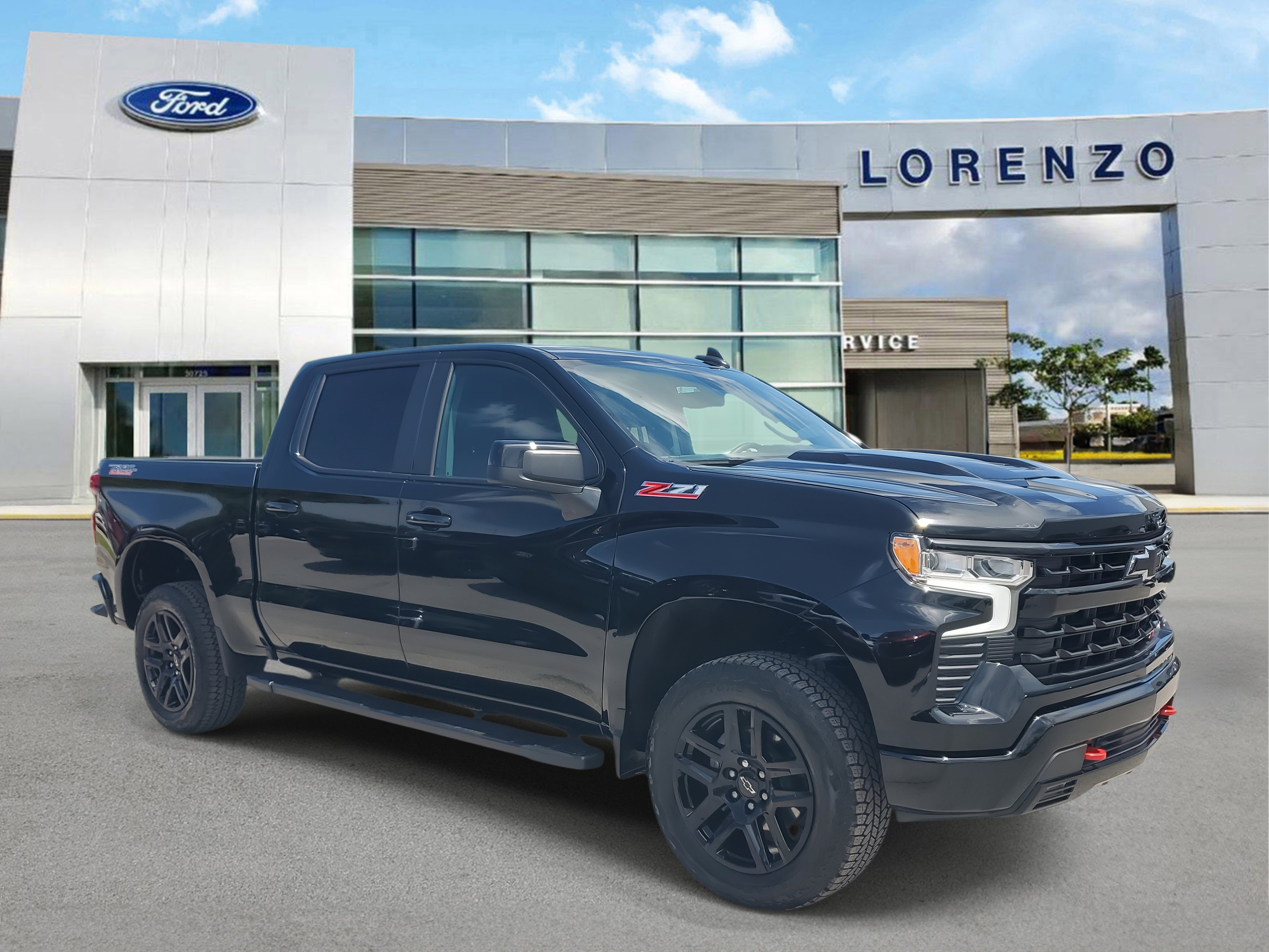Used 2025 Chevrolet Silverado 1500 LT Trail Boss image 3