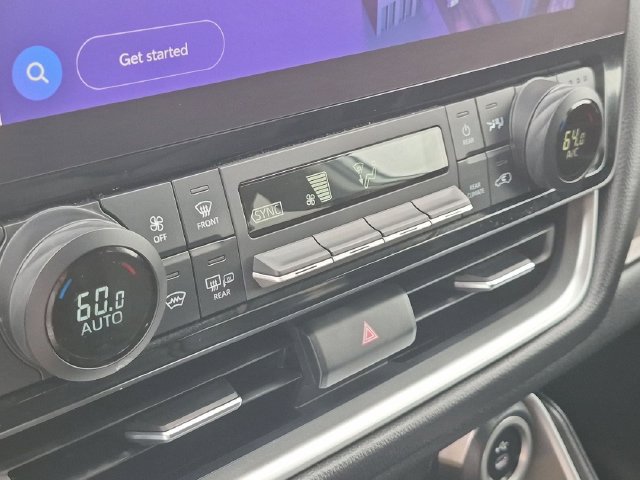 Used 2025 Toyota Grand Highlander AWD image 22