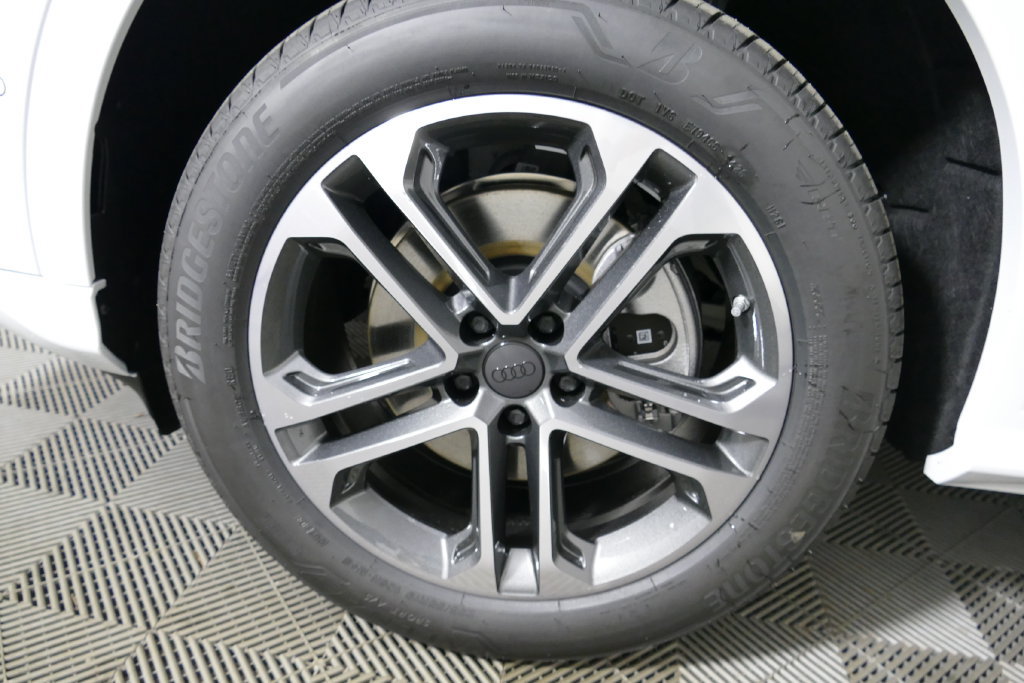 New 2026 Audi Q5 2.0T AWD/4WD image 9