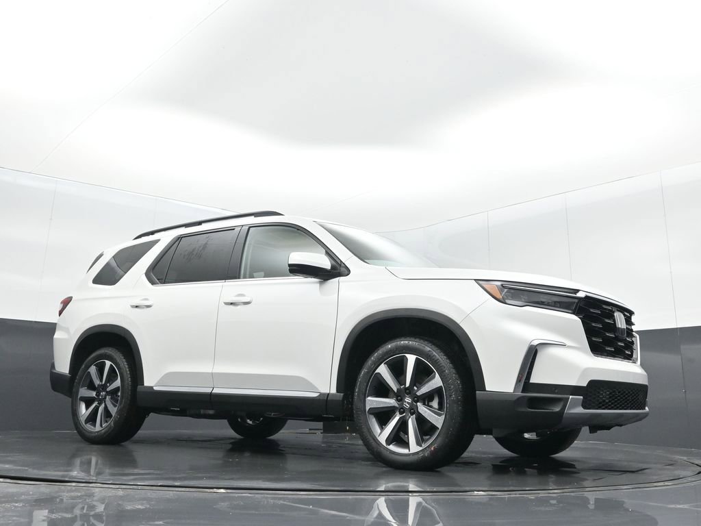 New 2025 Honda Pilot Touring image 26
