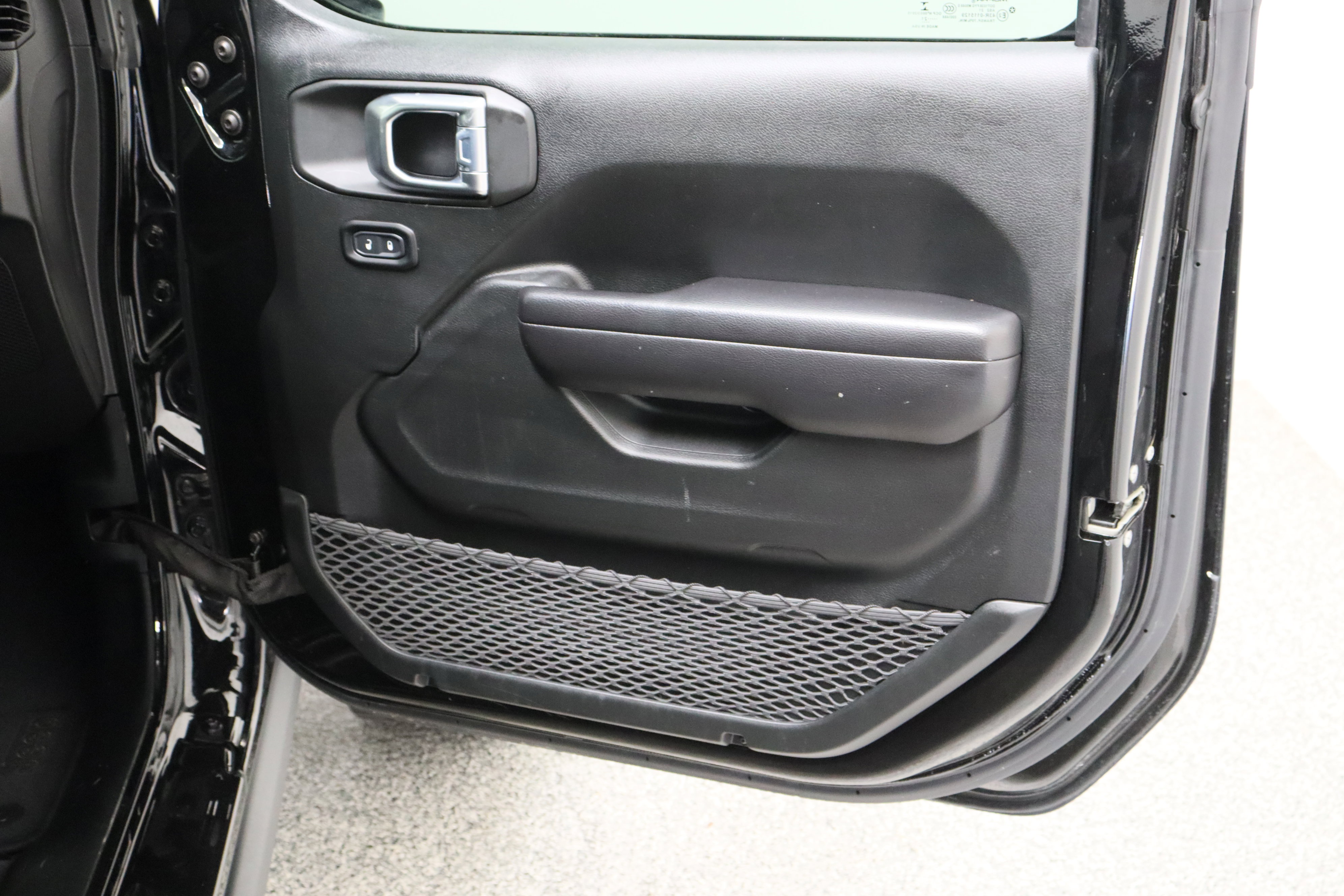 Used 2021 Jeep Wrangler Unlimited Sport w/ Sun And Sound Package AWD/4WD image 35