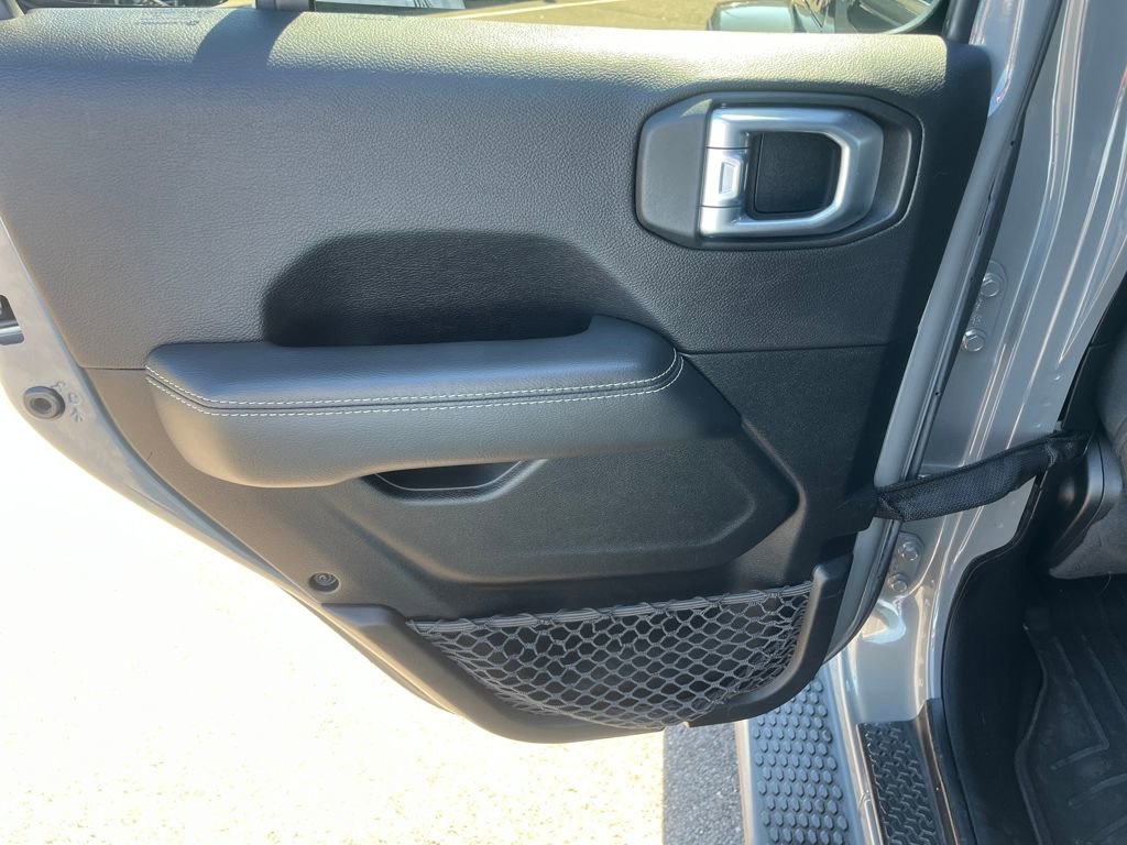 Used 2020 Jeep Wrangler Unlimited Sahara image 67