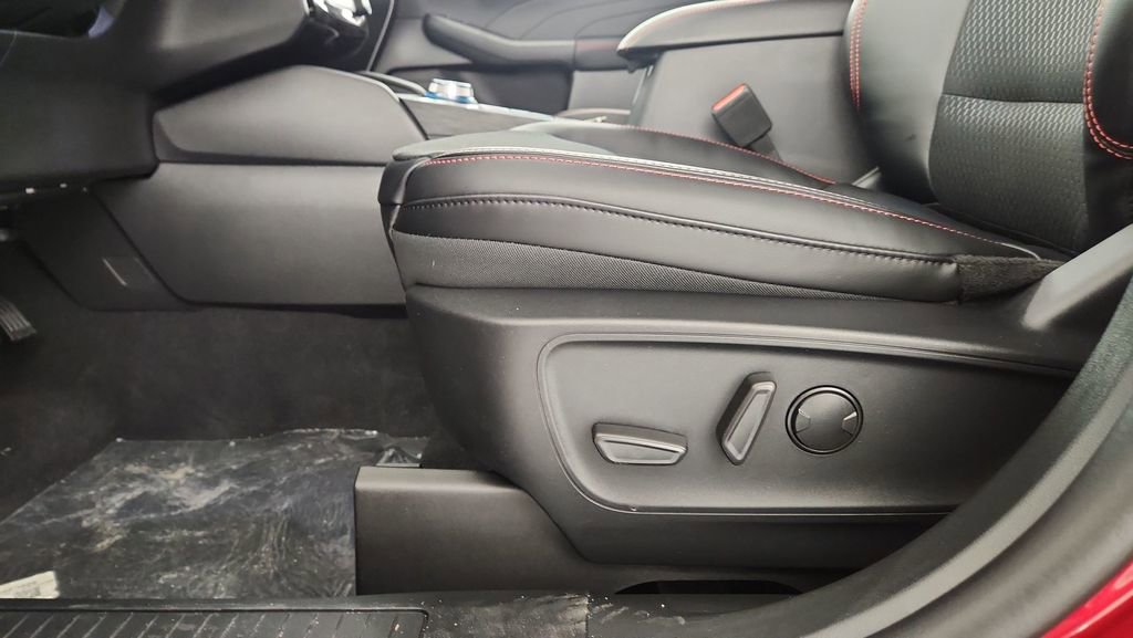 New 2026 Ford Escape ST-Line w/ Tech Pack #1 image 16
