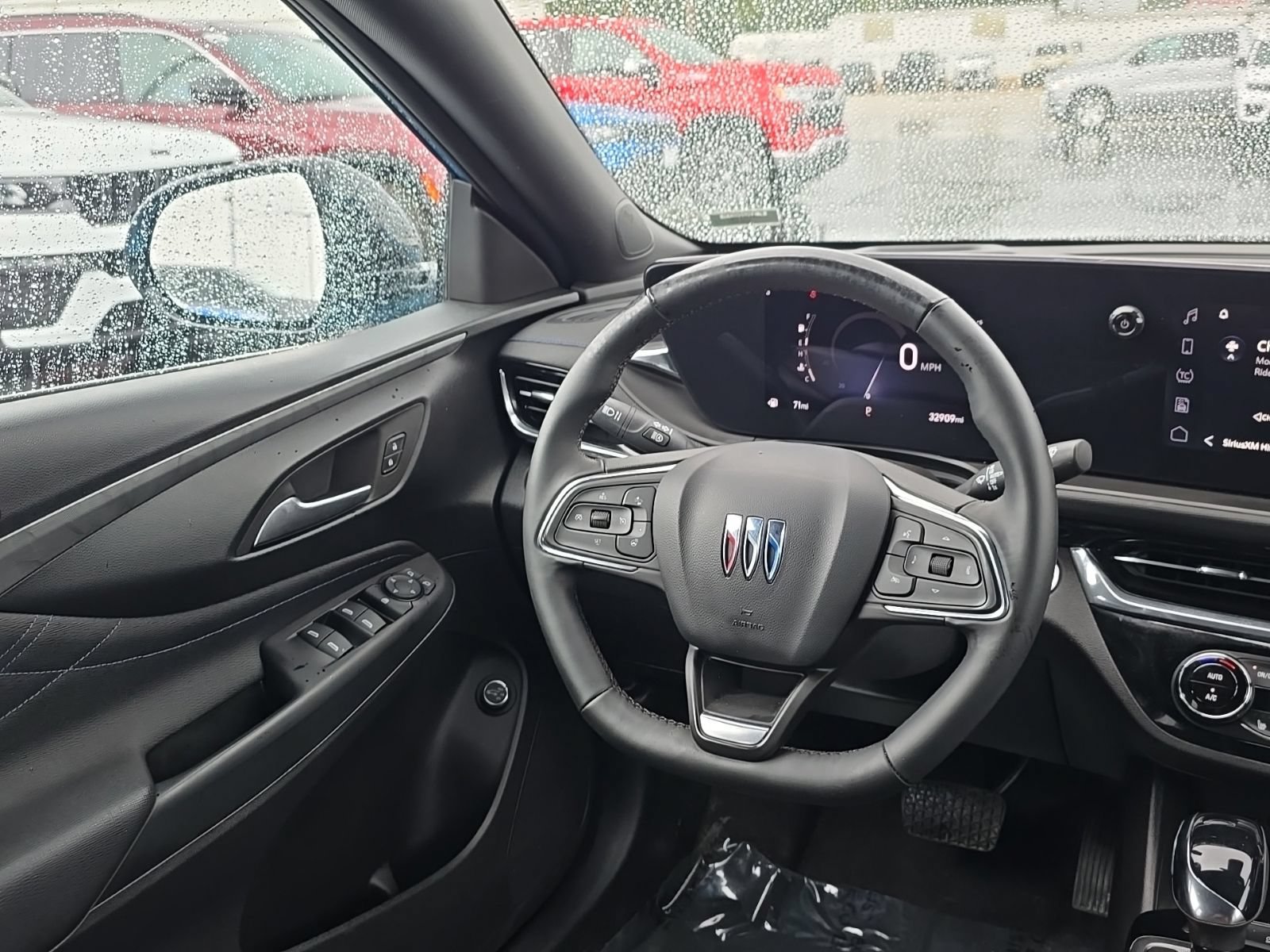 Used 2025 Buick Envista Sport Touring w/ Convenience I Package FWD image 16