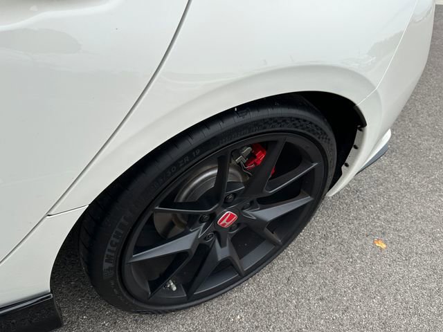 Used 2024 Honda Civic Type R image 9