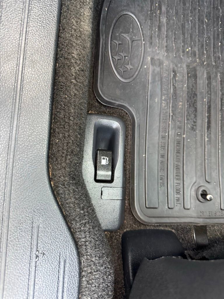 Used 2015 Subaru Outback 2.5i Premium image 14