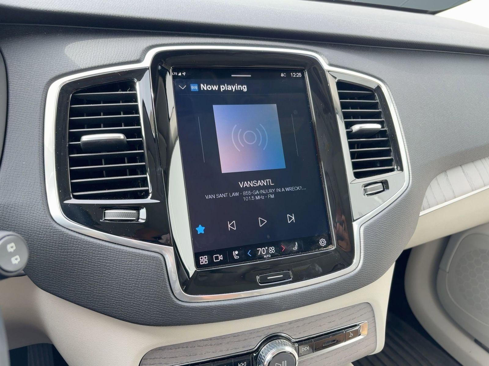 Certified 2024 Volvo XC90 B5 Plus w/ Protection Package Premier image 24