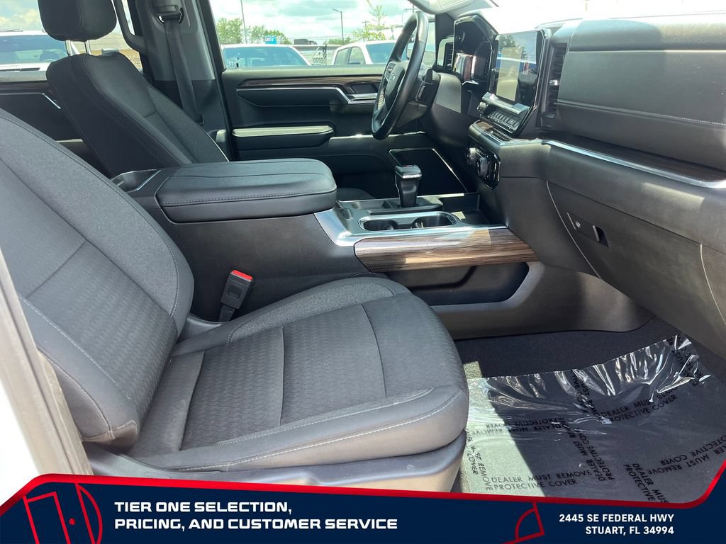 Used 2024 Chevrolet Silverado 1500 RST RWD image 19