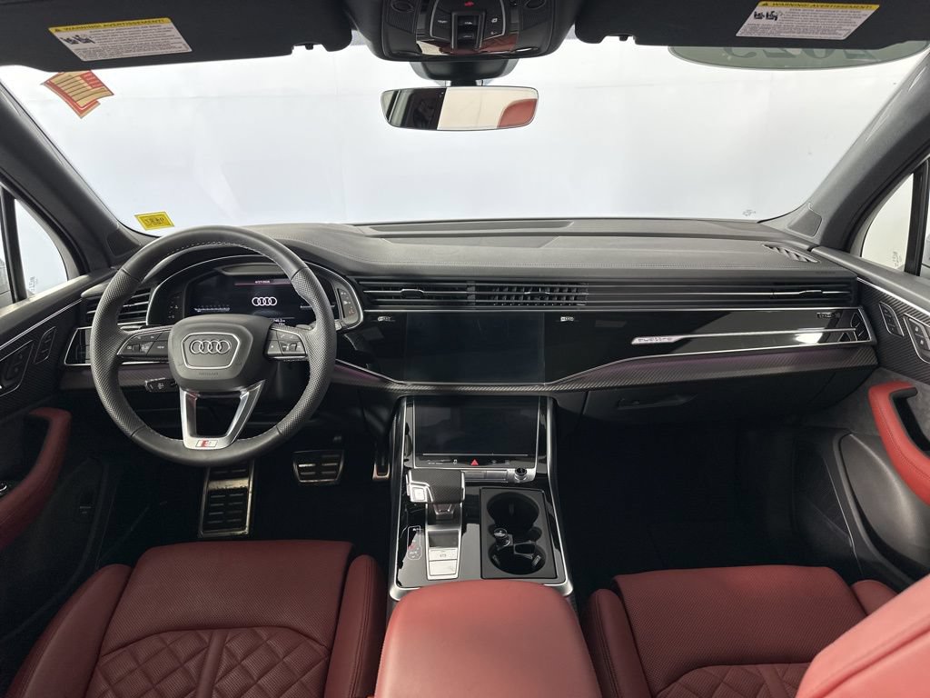 Used 2025 Audi SQ7 Prestige AWD/4WD image 2
