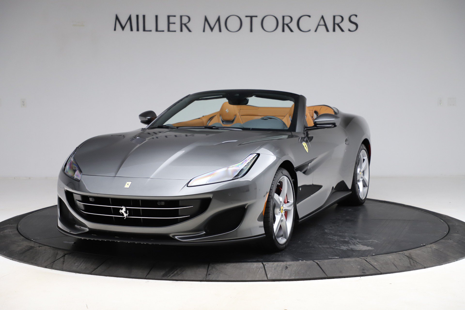 Certified 2020 Ferrari Portofino RWD image 1