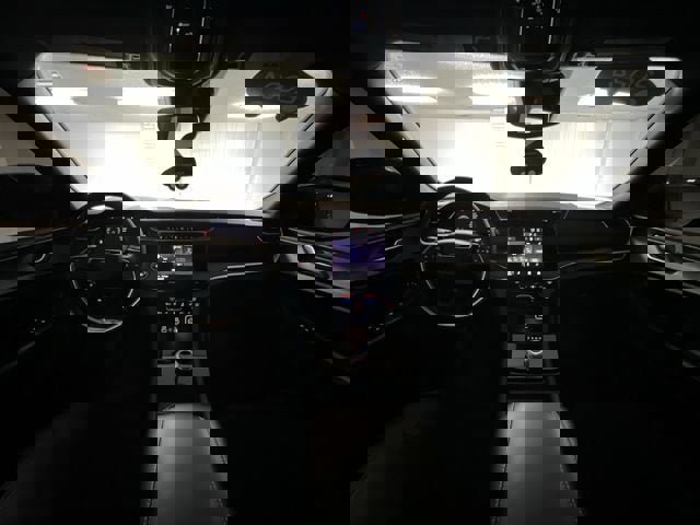 Used 2024 Jeep Grand Cherokee Laredo image 19