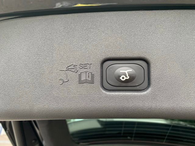 New 2025 Lincoln Nautilus Reserve image 7