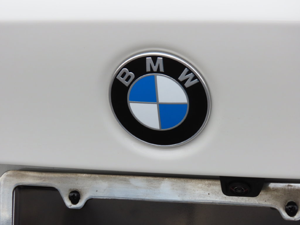 Certified 2026 BMW 330i xDrive Sedan w/ Premium Package AWD/4WD image 35