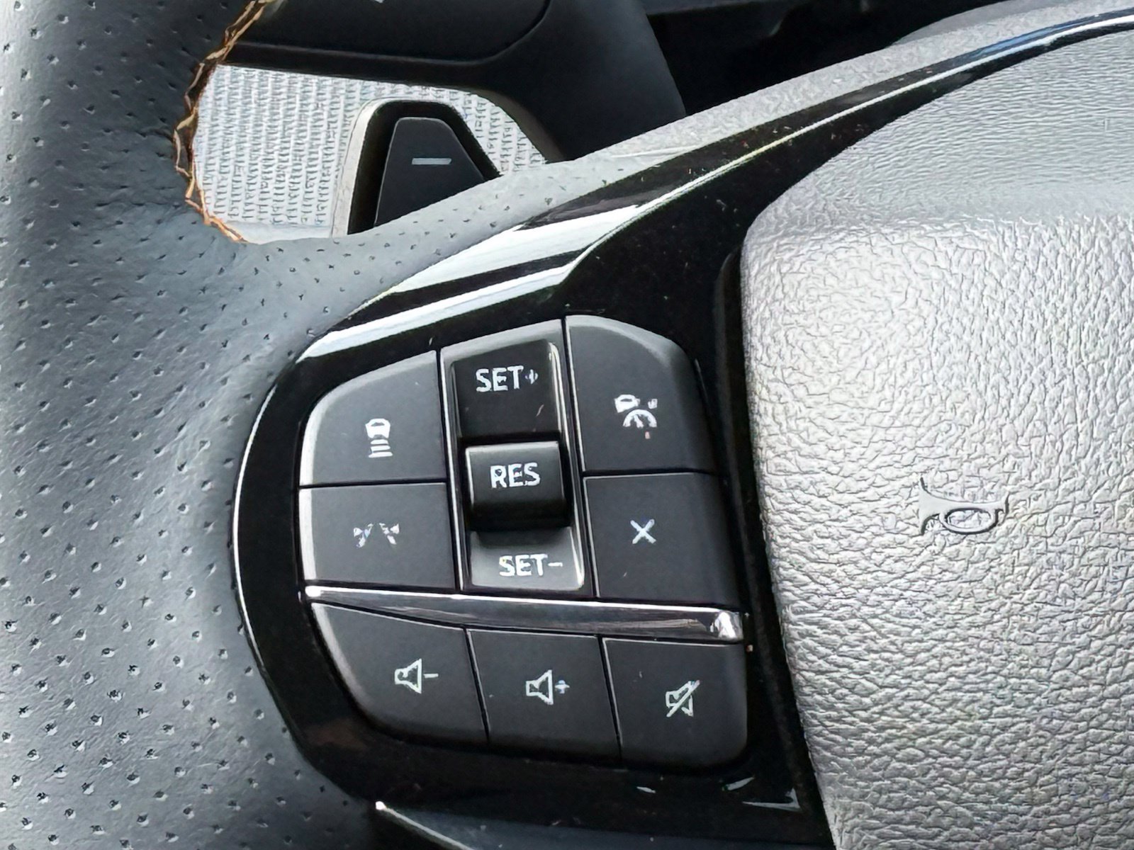 Used 2026 Ford Explorer Tremor w/ Tremor Ultimate Package AWD/4WD image 29