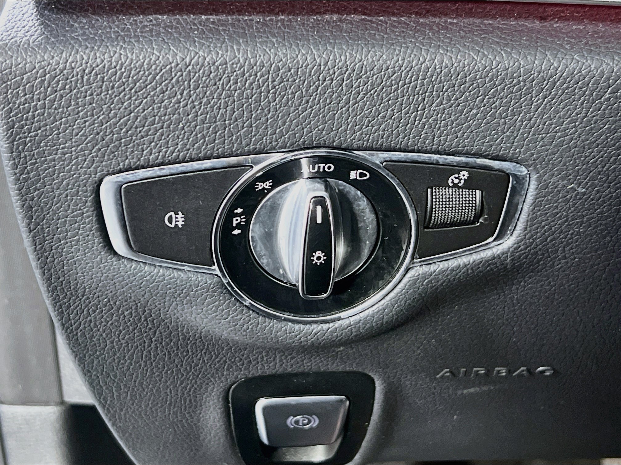 Used 2021 Mercedes-Benz E 350 4MATIC Sedan image 10