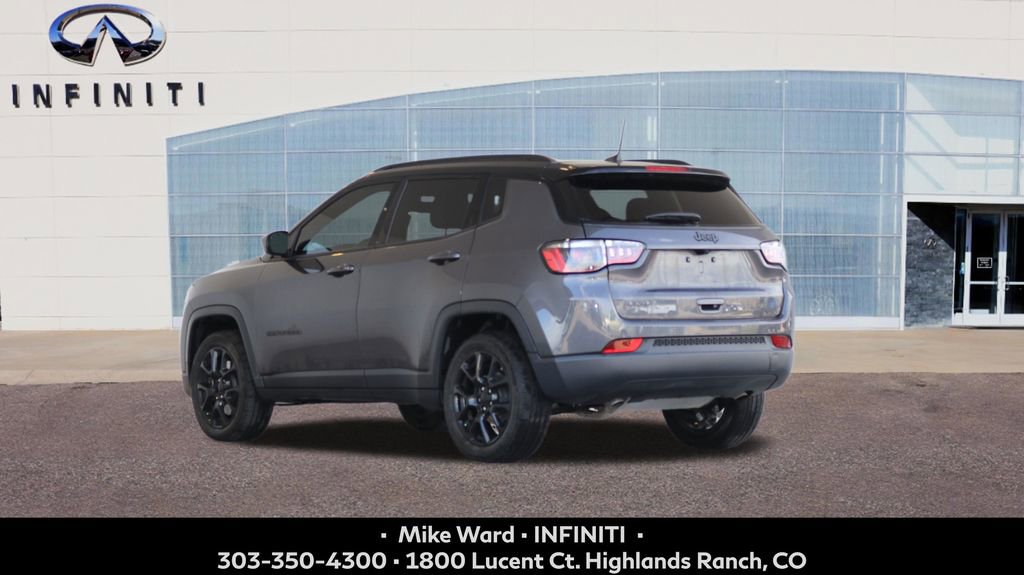 Used 2024 Jeep Compass Latitude w/ Convenience Group image 3