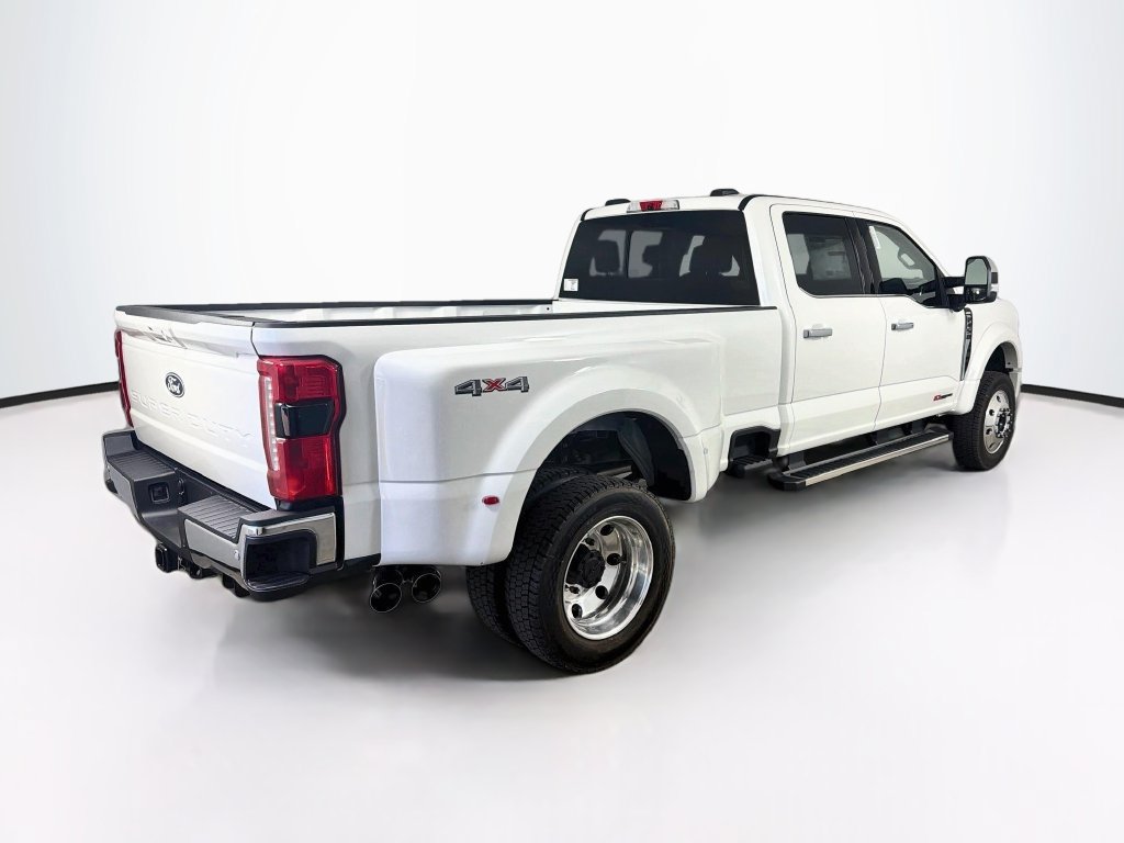 New 2027 Ford F450 Lariat w/ Lariat Premium Package AWD/4WD image 5