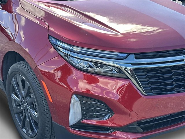 Used 2023 Chevrolet Equinox RS w/ RS Leather Package image 9