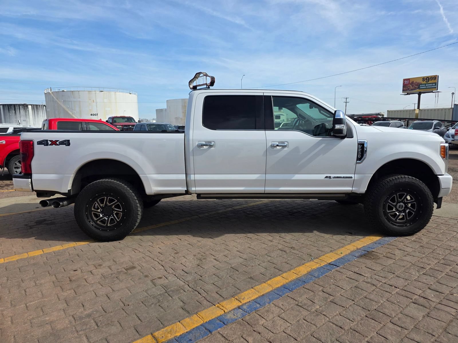 Used 2018 Ford F250 Platinum w/ Platinum Ultimate Package AWD/4WD image 4