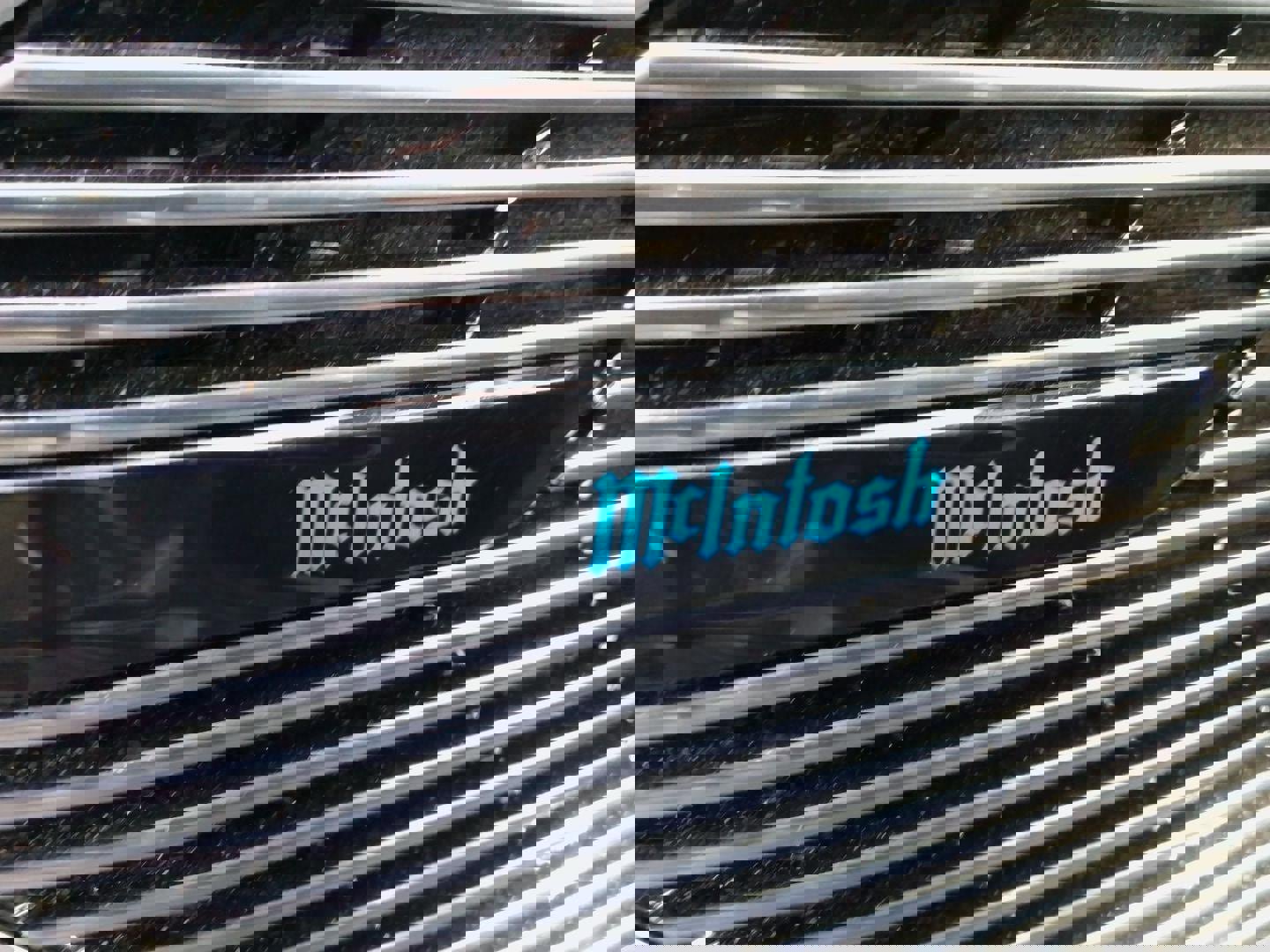 Used 2022 Jeep Grand Cherokee Overland w/ Luxury Tech Group IV image 17