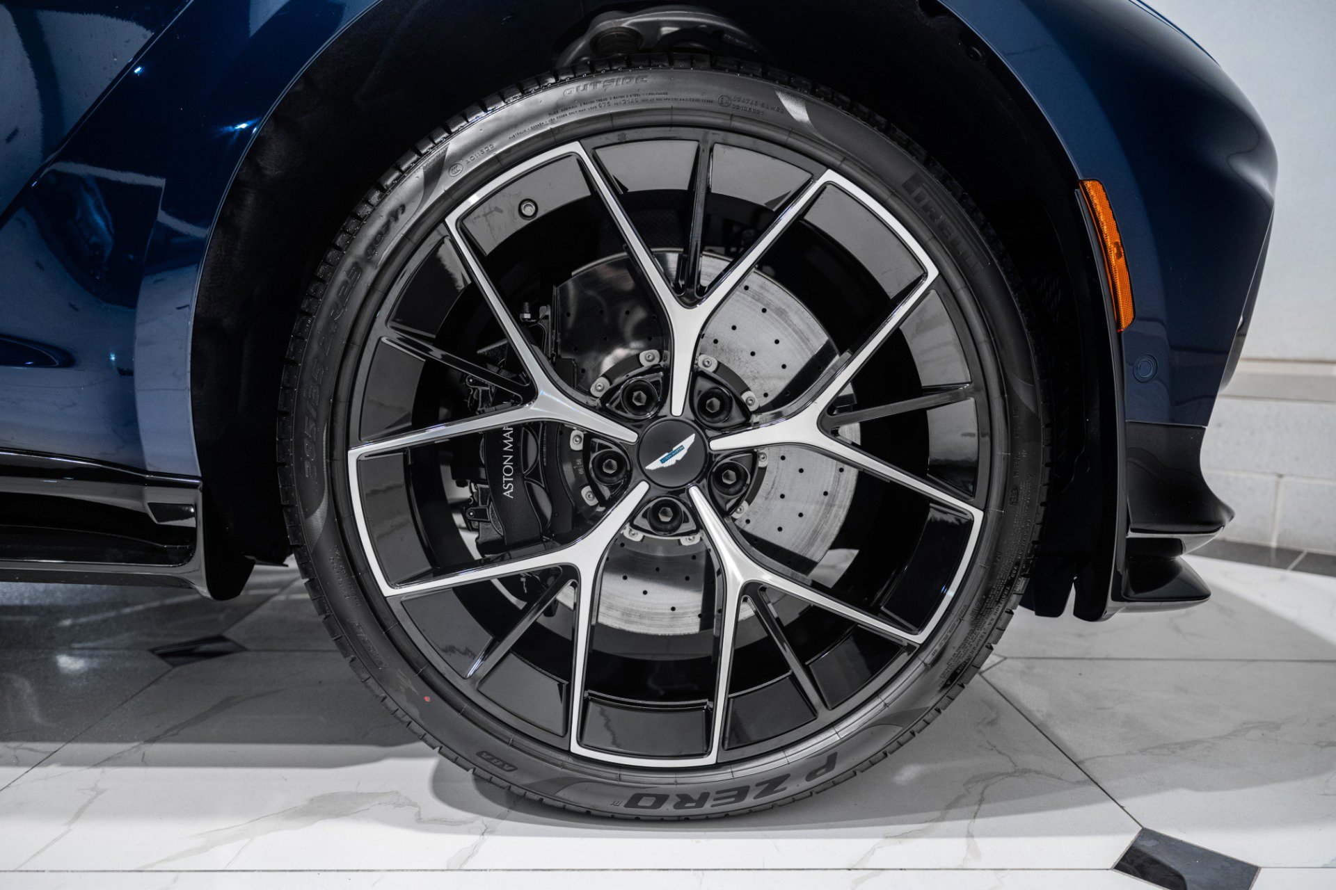 New 2026 Aston Martin DBX 707 image 56